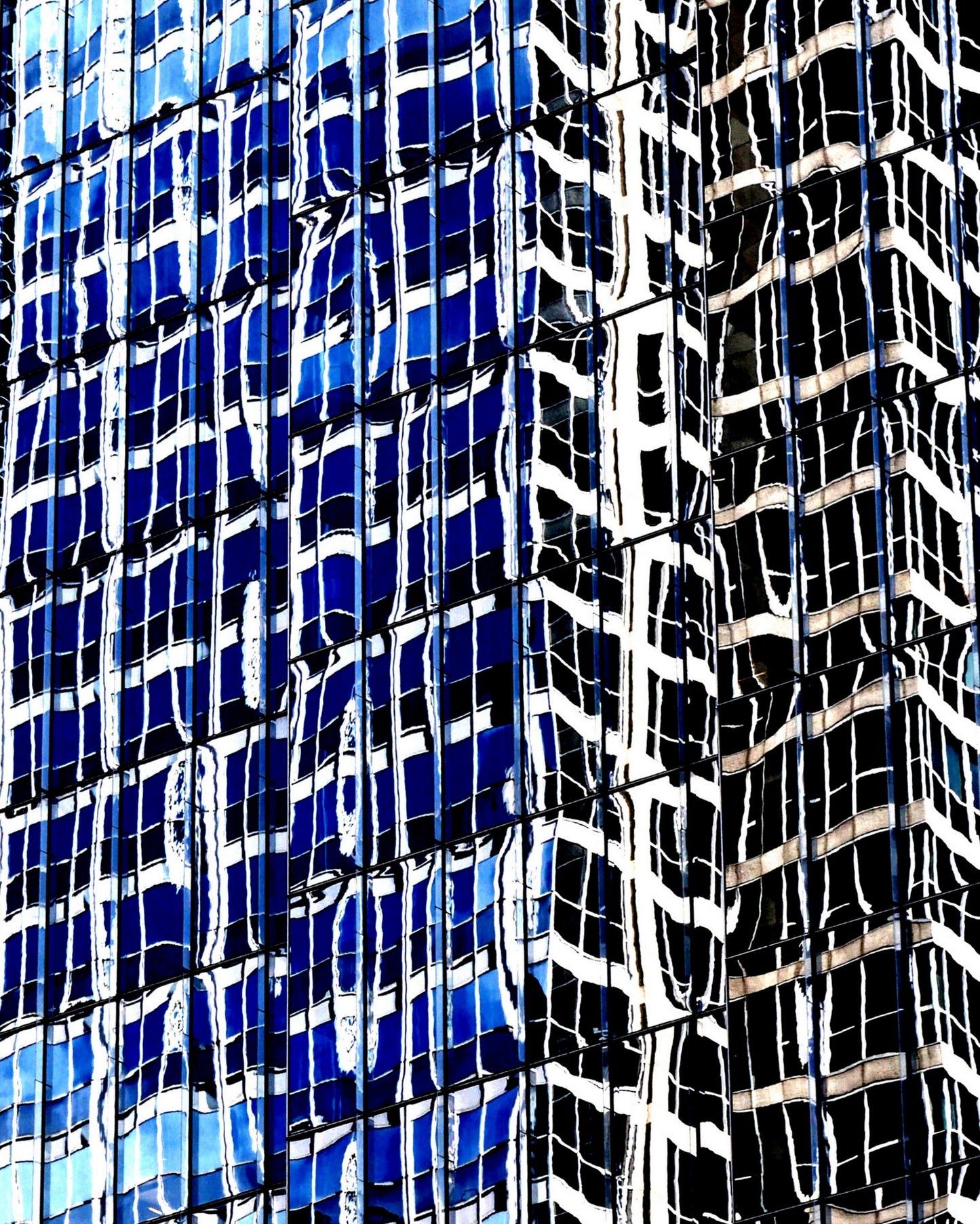 Lauzums - Urban Reflections